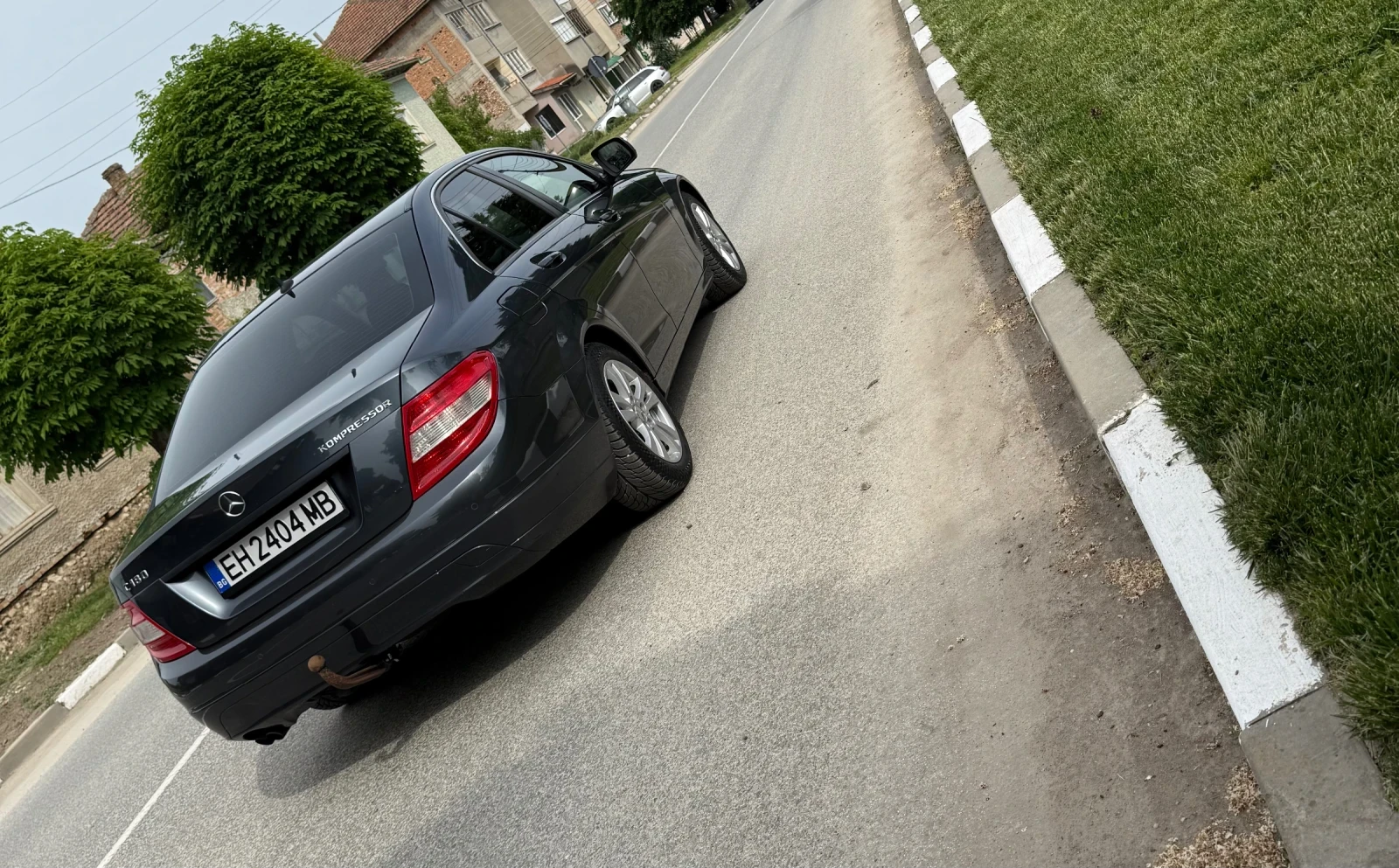 Mercedes-Benz C 180, снимка 4 - Автомобили и джипове - 54695017