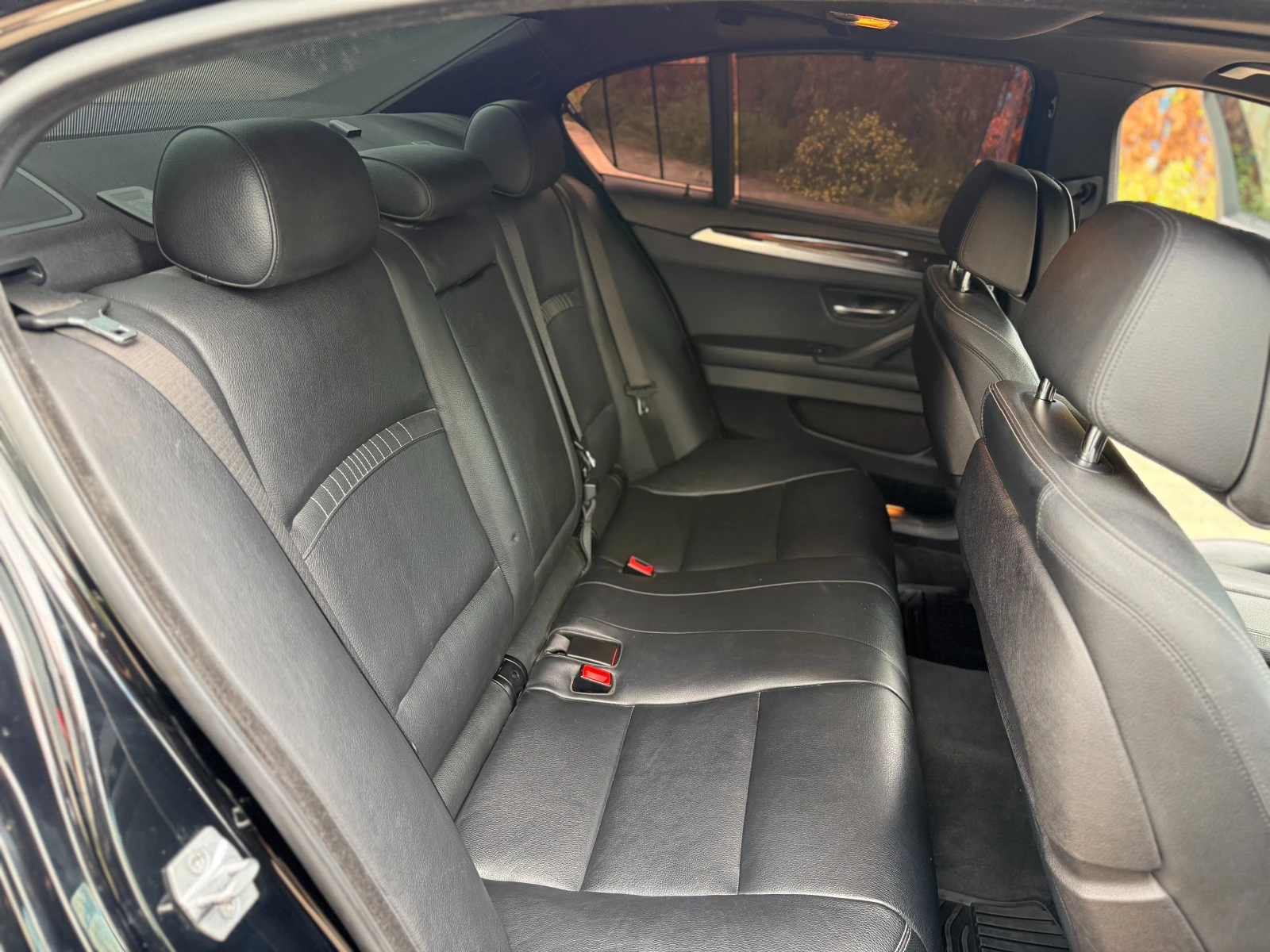 BMW 535 XDrive* 360* Mpack* H&K* Пано* Подгреви* ел щора, снимка 16 - Автомобили и джипове - 54822662