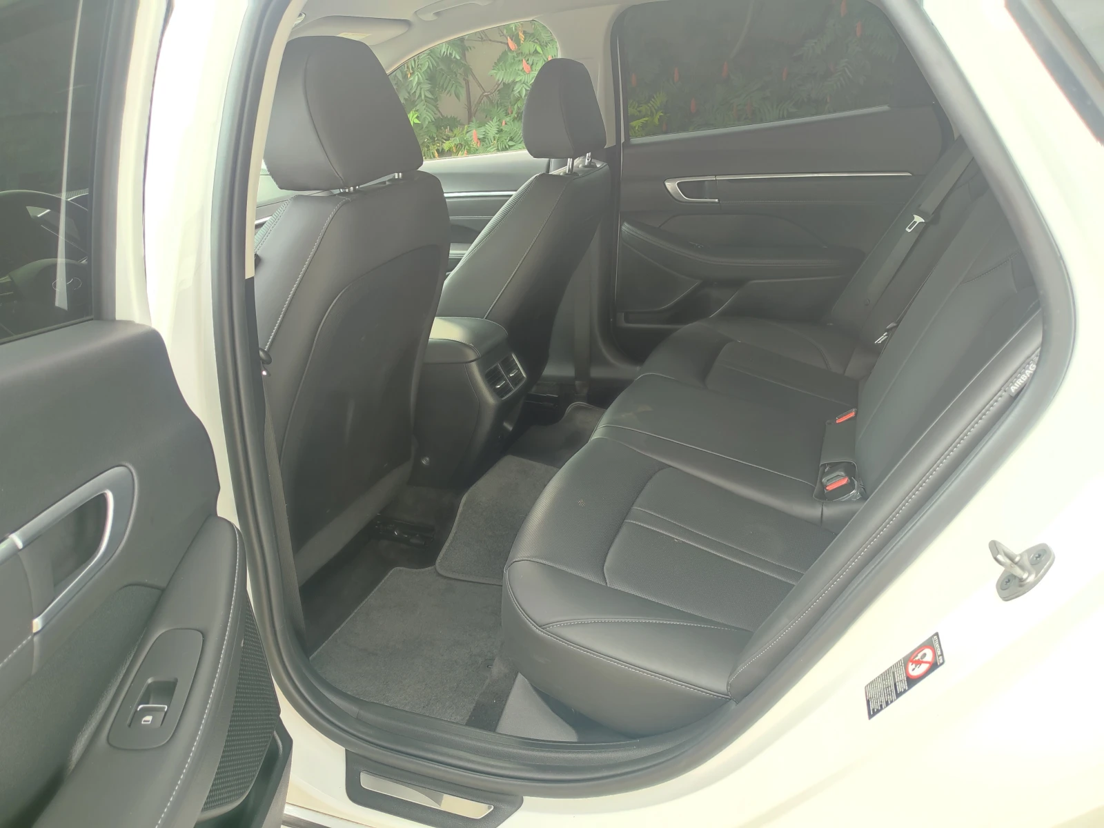 Hyundai Sonata Premium, снимка 13 - Автомобили и джипове - 54945022