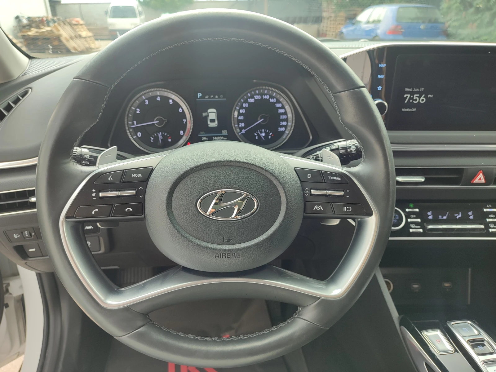 Hyundai Sonata Premium, снимка 11 - Автомобили и джипове - 54945022