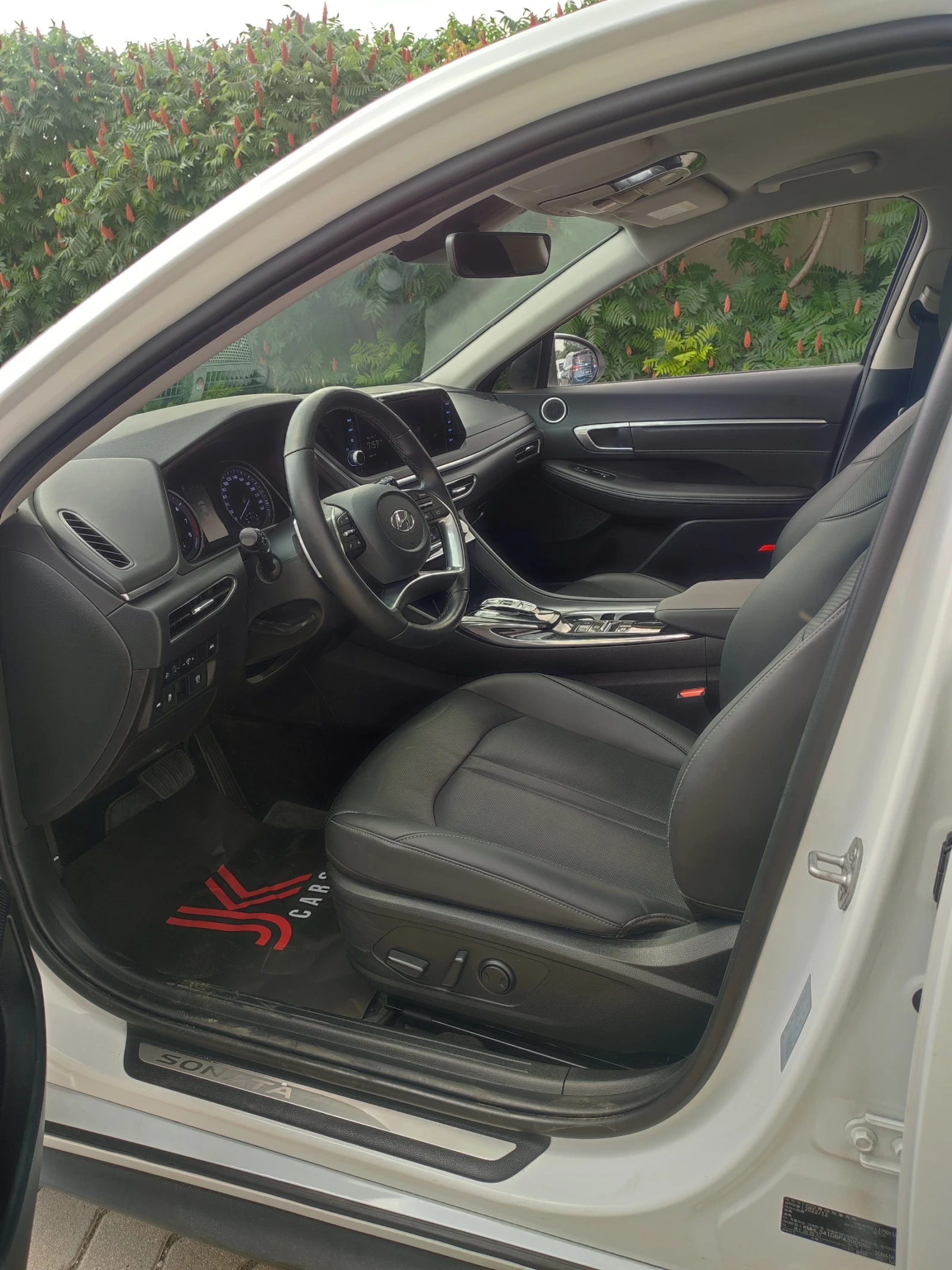 Hyundai Sonata Premium, снимка 12 - Автомобили и джипове - 54945022
