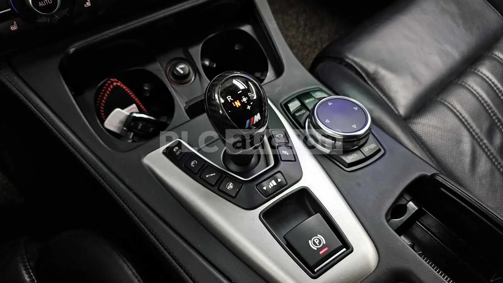 BMW M5 M SPORT + HEAD UP/360/PANO/FULL, снимка 9 - Автомобили и джипове - 55373733