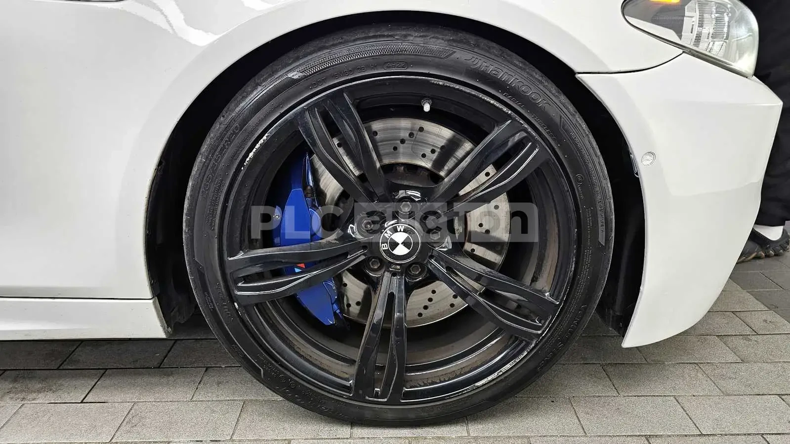 BMW M5 M SPORT + HEAD UP/360/PANO/FULL, снимка 5 - Автомобили и джипове - 55373733