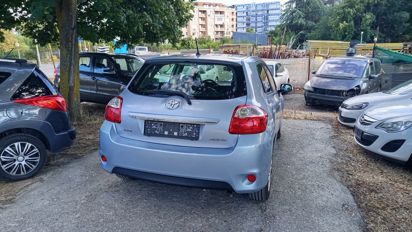 Toyota Auris 1.6i FACELIFT 132PS, снимка 6 - Автомобили и джипове - 55416274