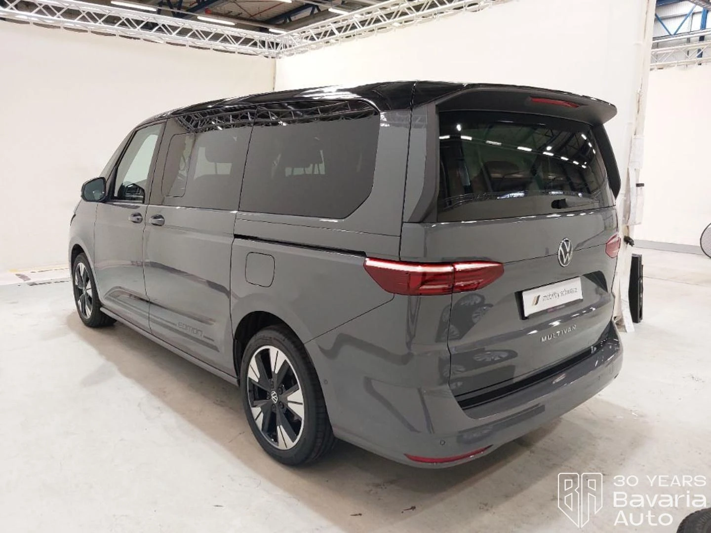 VW Multivan Edition long DSG Easy Open Basic, снимка 2 - Автомобили и джипове - 55480551