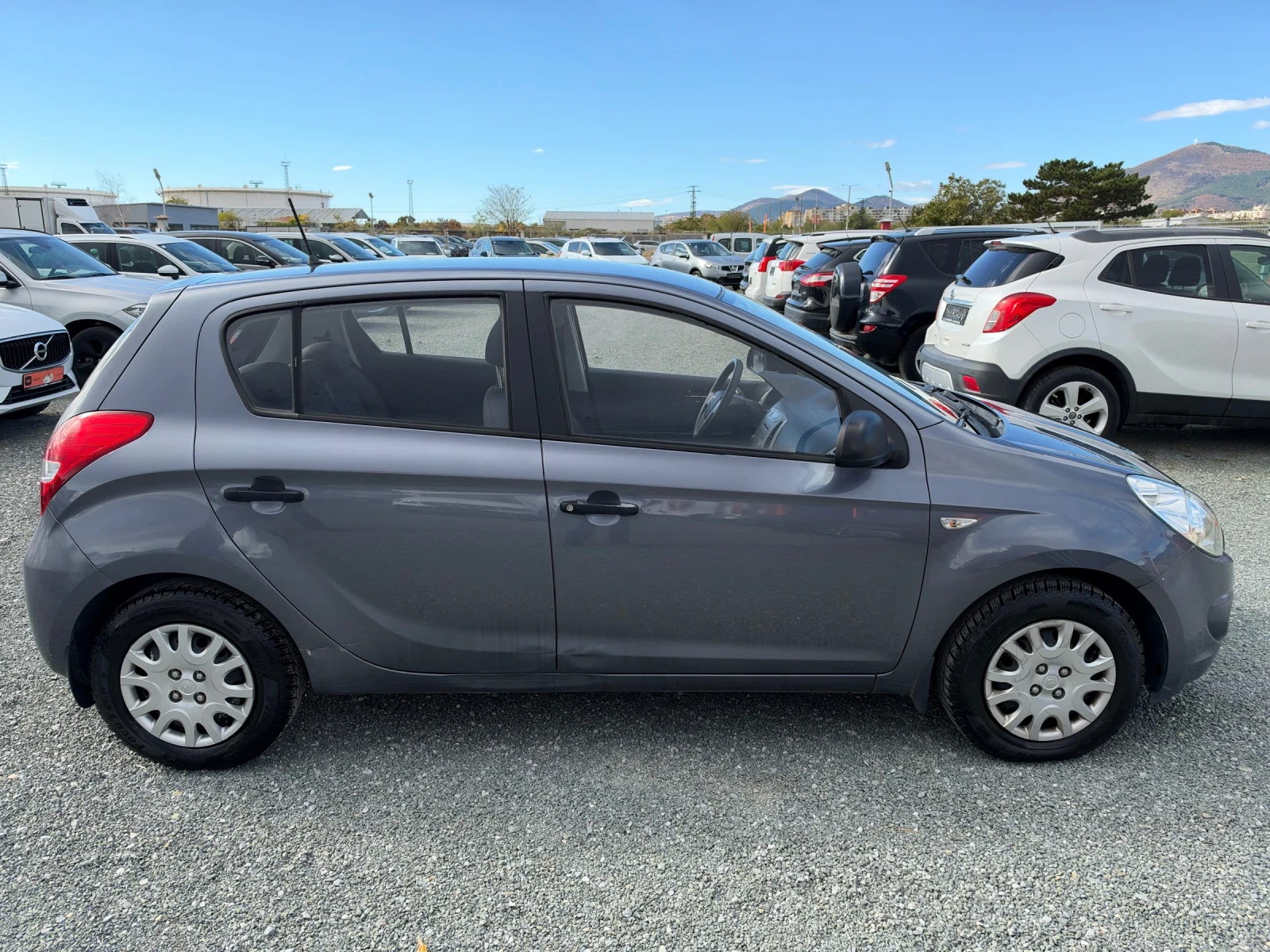 Hyundai I20, снимка 4 - Автомобили и джипове - 56632175