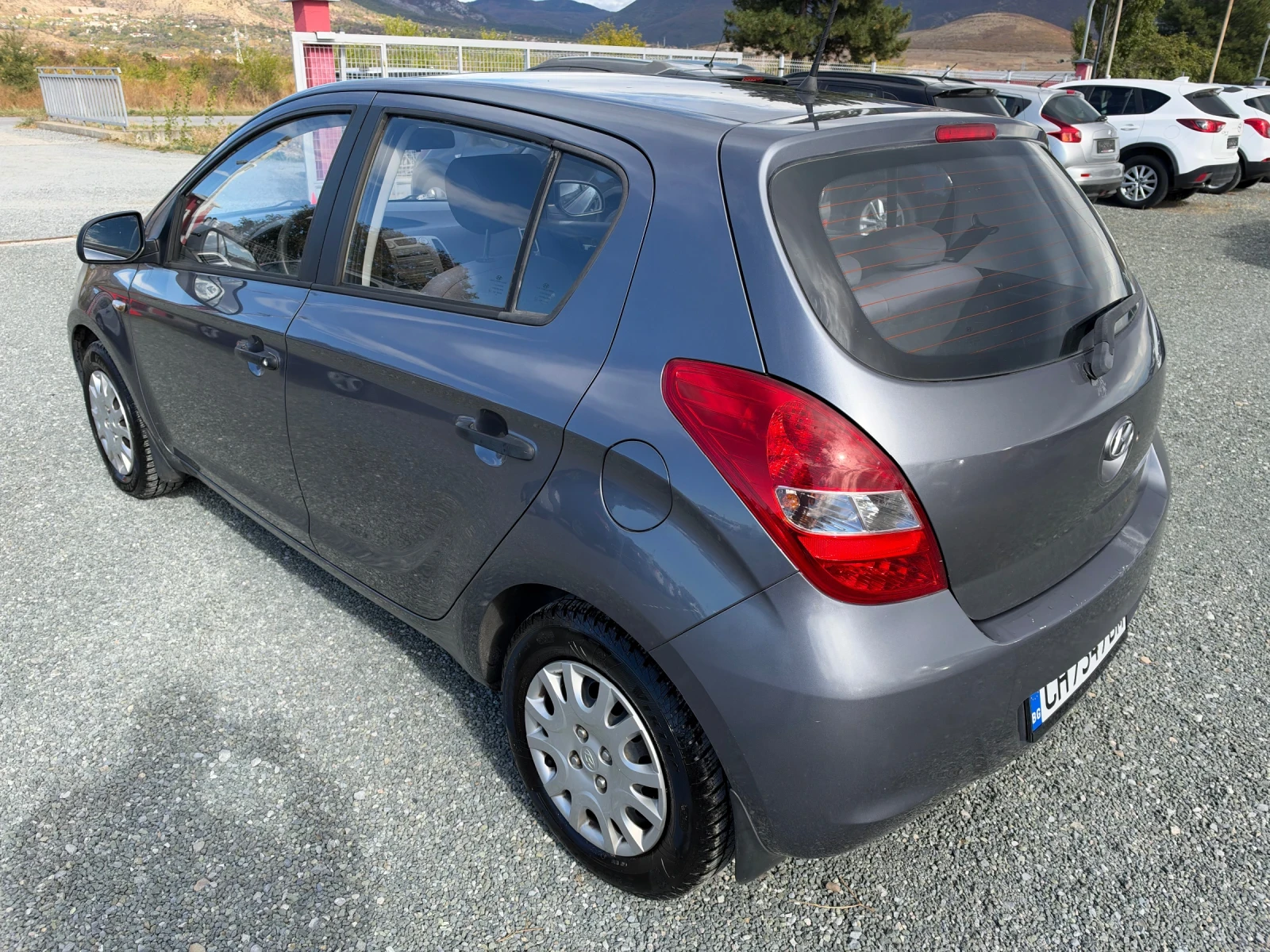 Hyundai I20, снимка 8 - Автомобили и джипове - 56632175