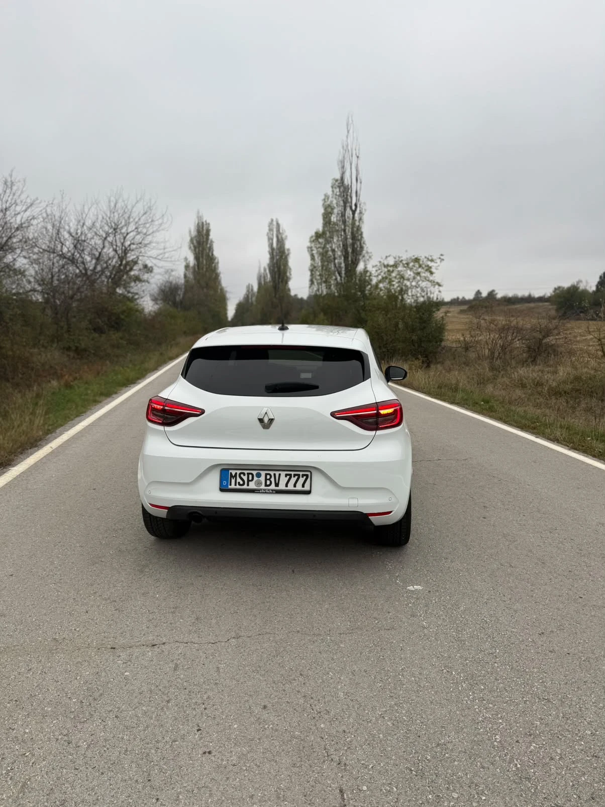 Renault Clio 1.5 dCi , снимка 6 - Автомобили и джипове - 56691260