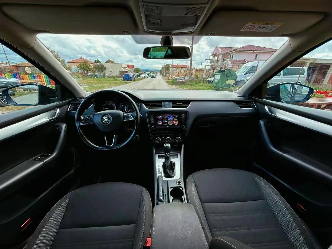 Skoda Octavia 2.0TDI DSG-6 , снимка 11 - Автомобили и джипове - 56714326