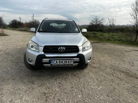 Toyota Rav4 2.2 Diesel, снимка 2