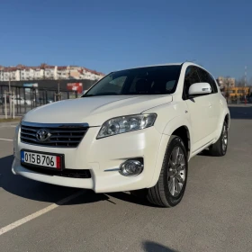 Toyota Rav4 2.2 D-CAT KEYLESS, NAVI, CAMERA, ПОДГРЕВ, снимка 6