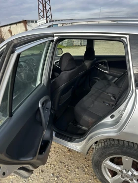 Toyota Rav4 2.2 Diesel, снимка 7