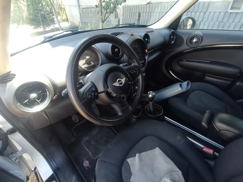 Mini Countryman 1.6. D, снимка 8 - Автомобили и джипове - 47210496