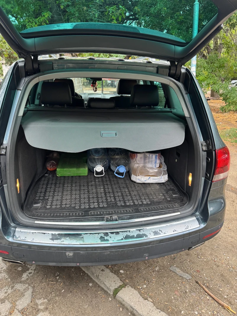 VW Touareg 3.0TDI 224 Коня На Пружини Феистлифт, снимка 5 - Автомобили и джипове - 51877632