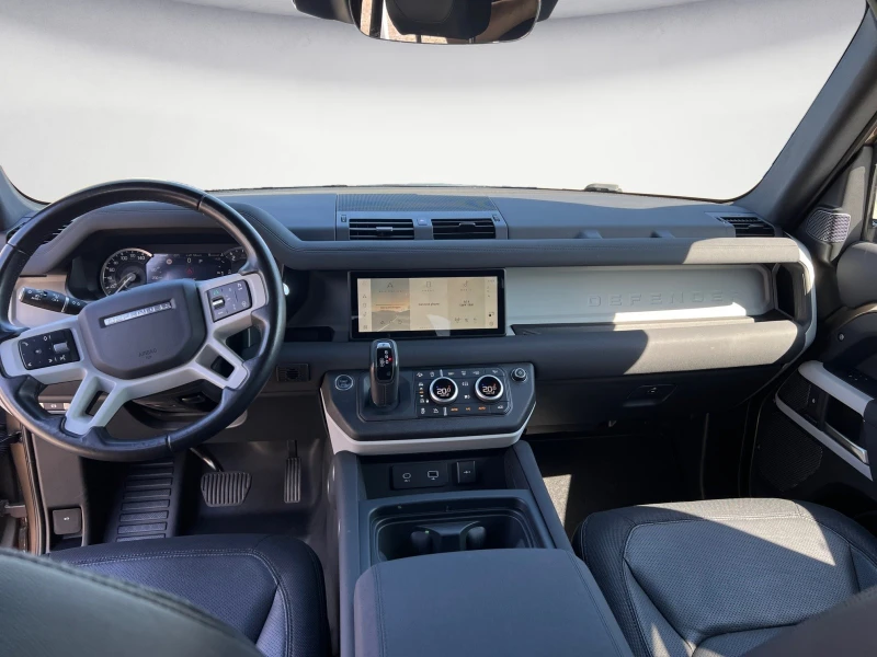 Land Rover Defender 110 D300 X-Dynamic SE, снимка 6 - Автомобили и джипове - 52494697
