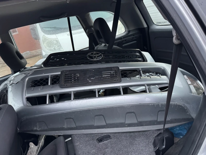 Toyota Rav4, снимка 9 - Автомобили и джипове - 52935473