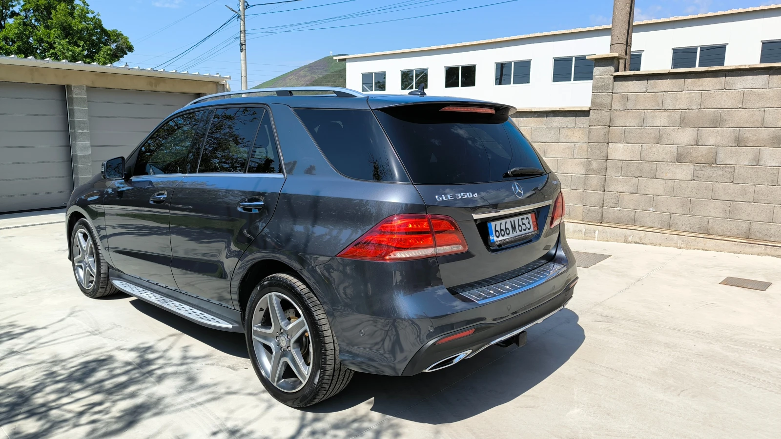 Mercedes-Benz GLE 350 Mercedes-Benz GLE 350 AMG панорама Distronic 360 к - изображение 5
