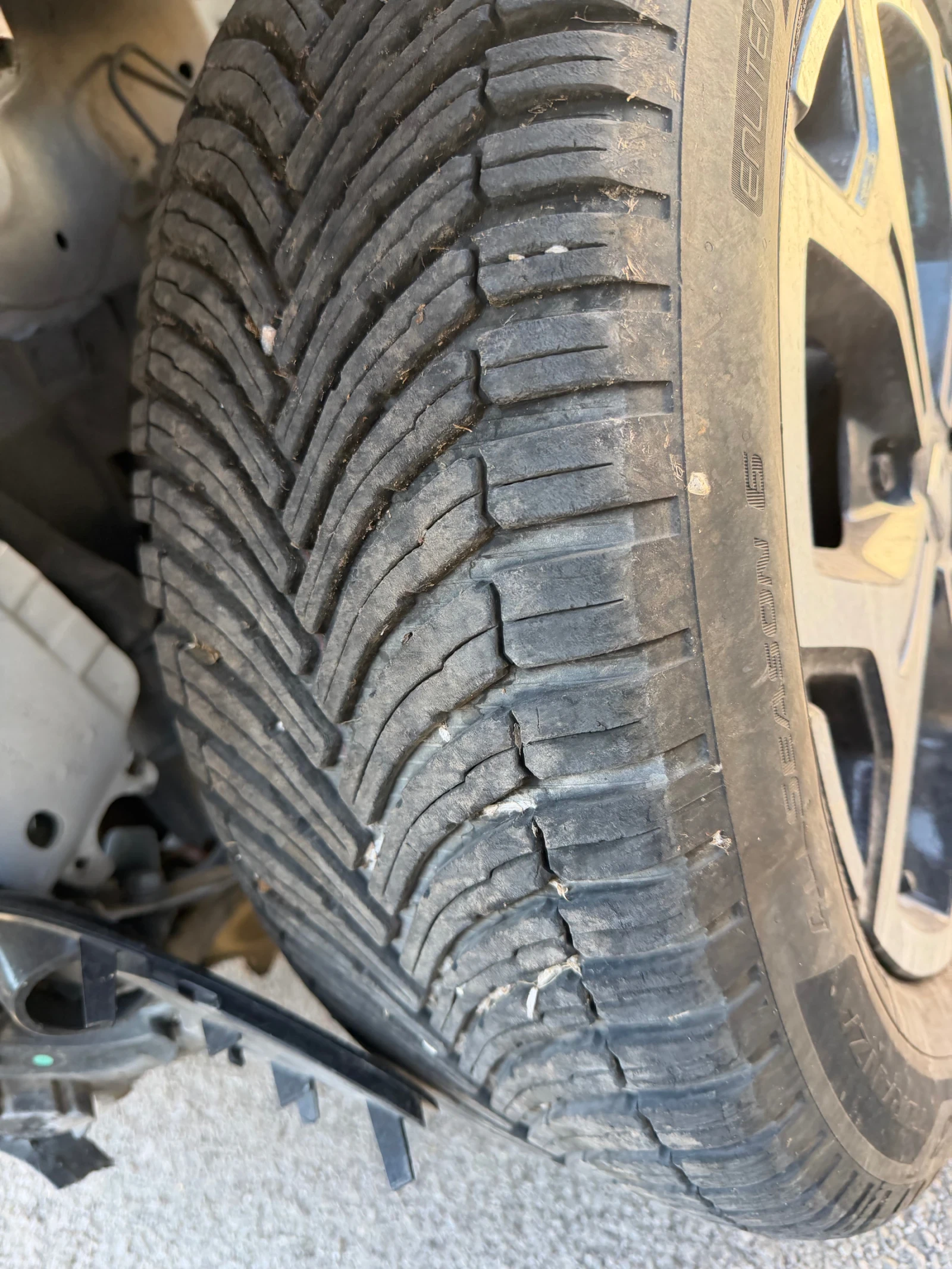 Dacia Duster 1.5dci 90000 km - изображение 7