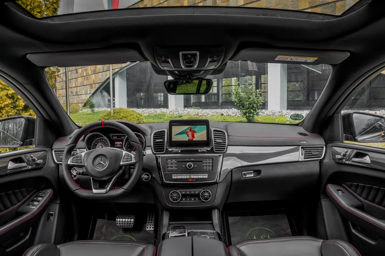 Mercedes-Benz GLE 43 AMG * BLACK SERIES* 3XTV* PANORAMA* RED CUT* FULL | Mobile.bg � ����������� 13