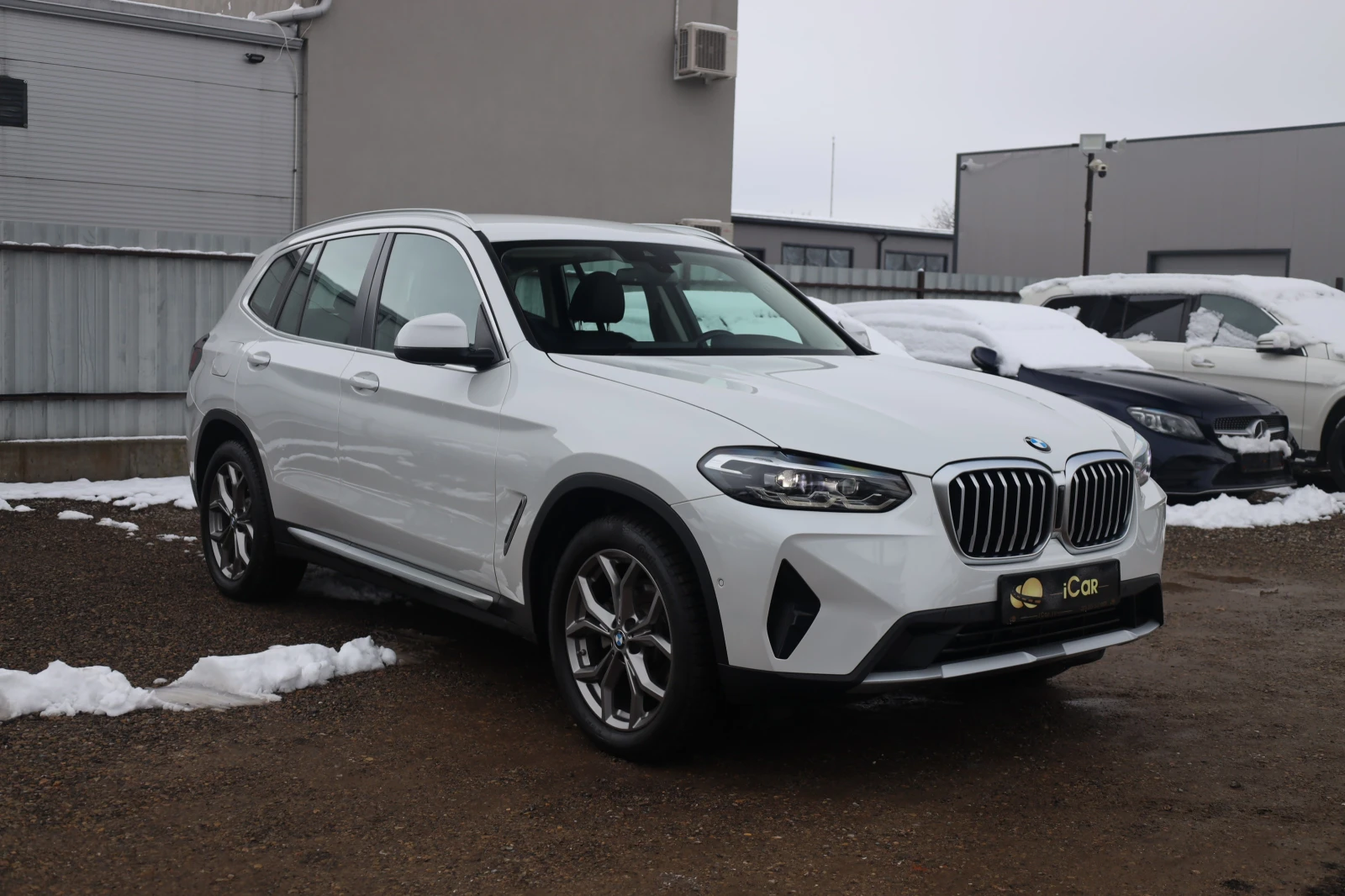 BMW X3 20d xDrive SitzKlima KAM LED KeyStart 19Zoll LEDER | Mobile.bg � ����������� 3