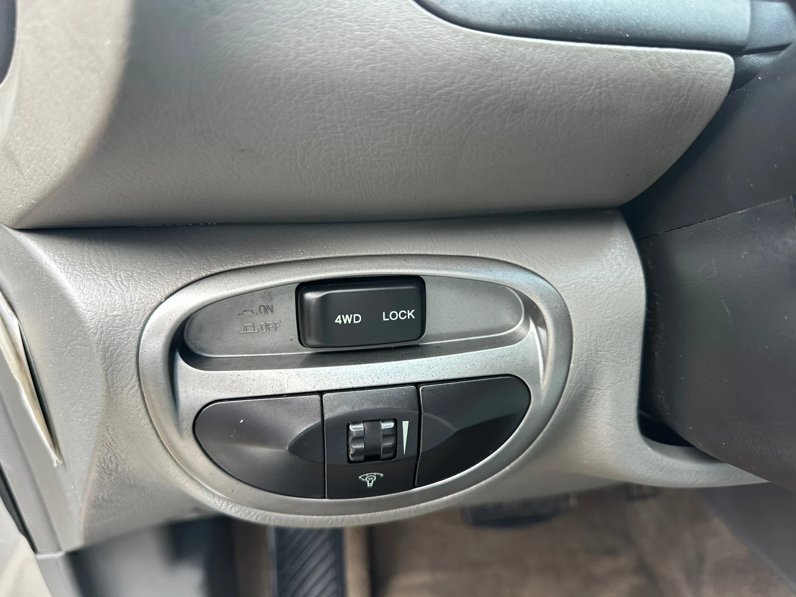 Hyundai Santa fe 2.0 CRDI-125 k.s.-АВТОМАТИК, снимка 13 - Автомобили и джипове - 54644455