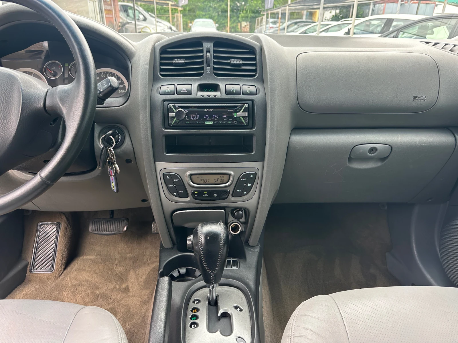 Hyundai Santa fe 2.0 CRDI-125 k.s.-АВТОМАТИК, снимка 11 - Автомобили и джипове - 54644455