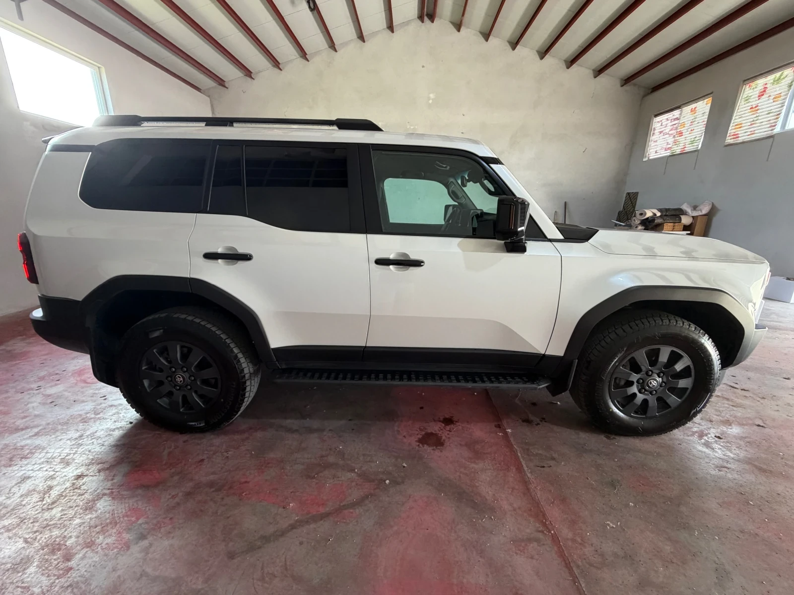 Toyota Land cruiser 250 Executive, снимка 4 - Автомобили и джипове - 54831275