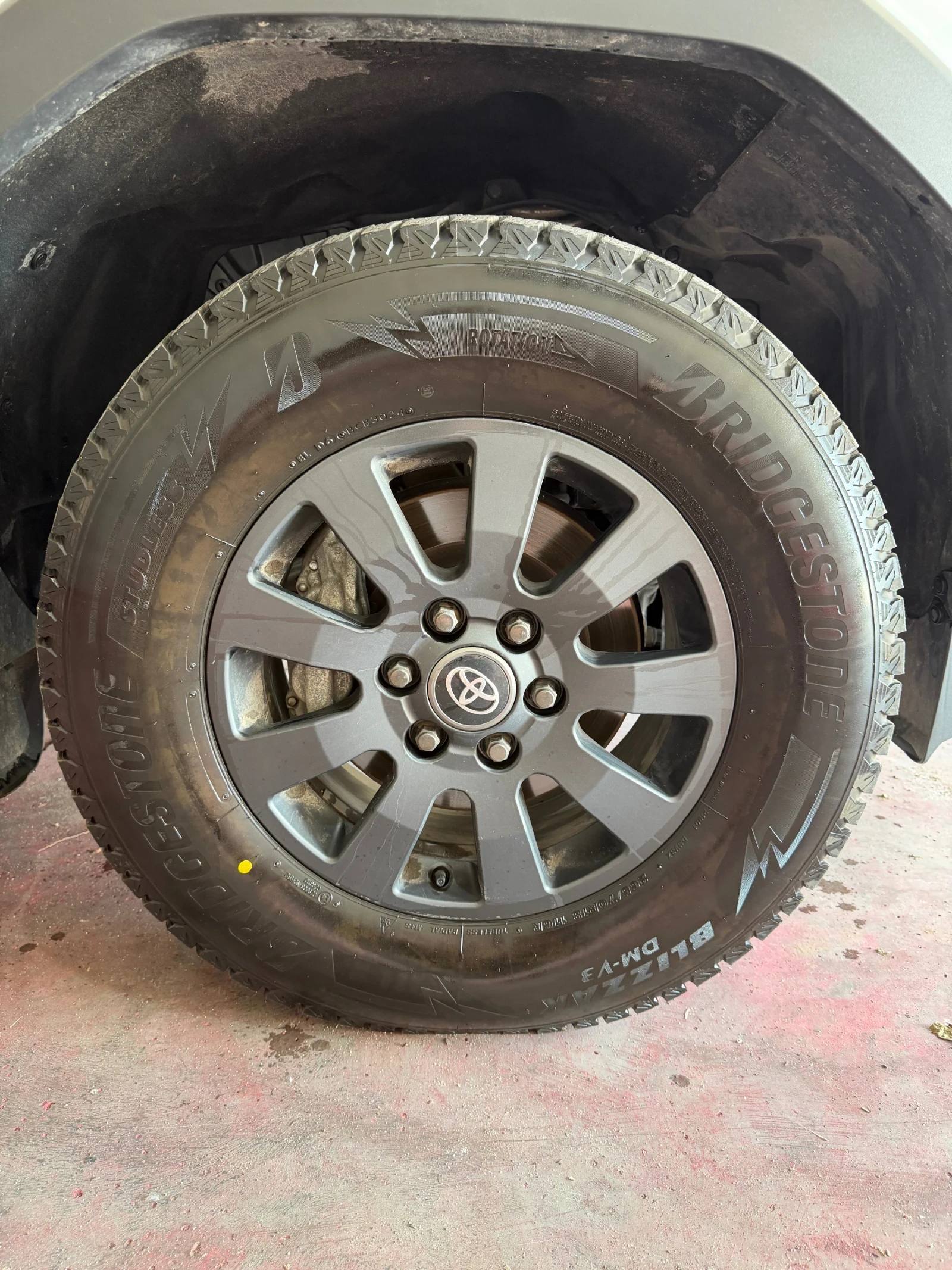 Toyota Land cruiser 250 Executive, снимка 15 - Автомобили и джипове - 54831275