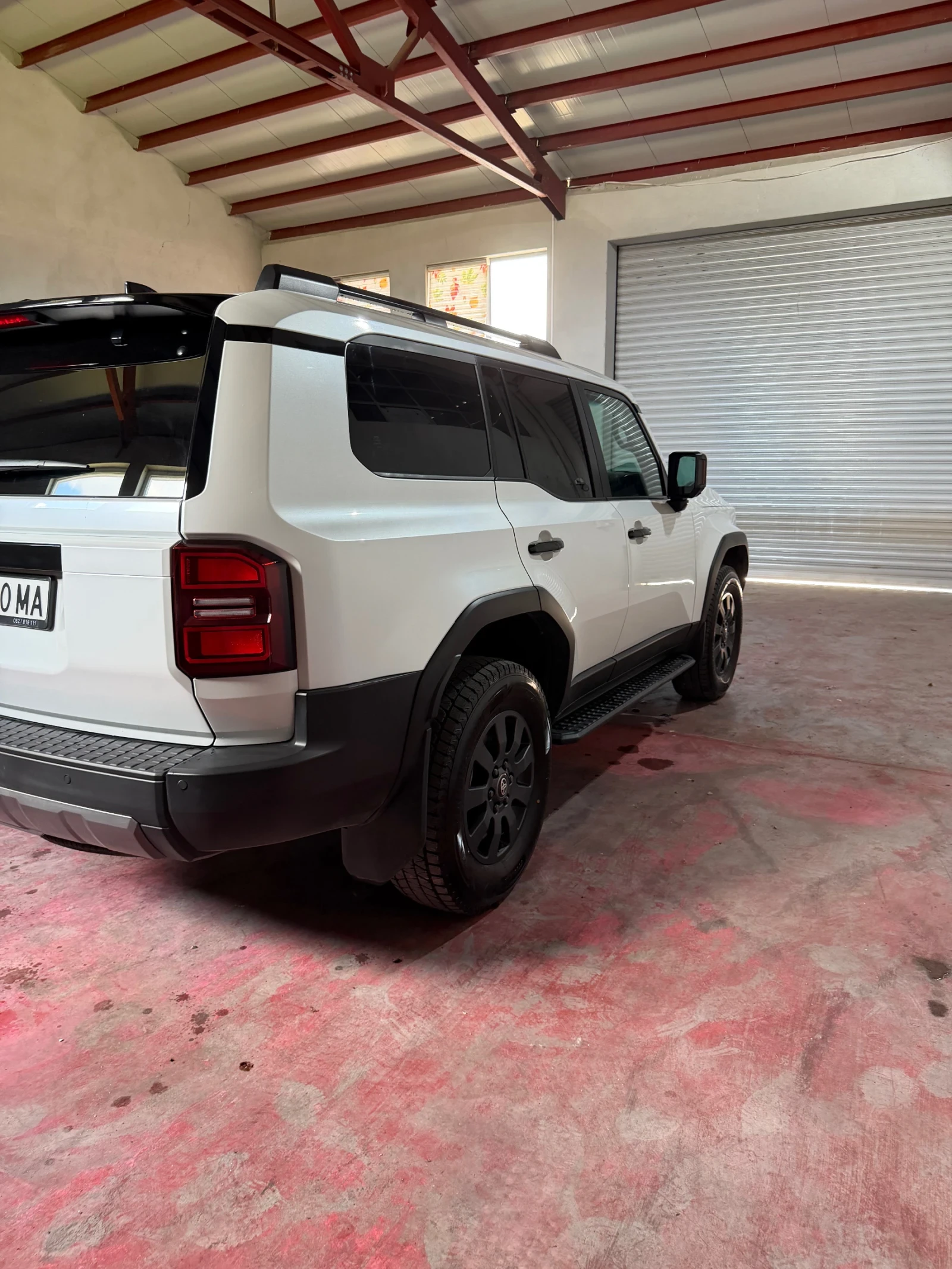 Toyota Land cruiser 250 Executive, снимка 5 - Автомобили и джипове - 54831275