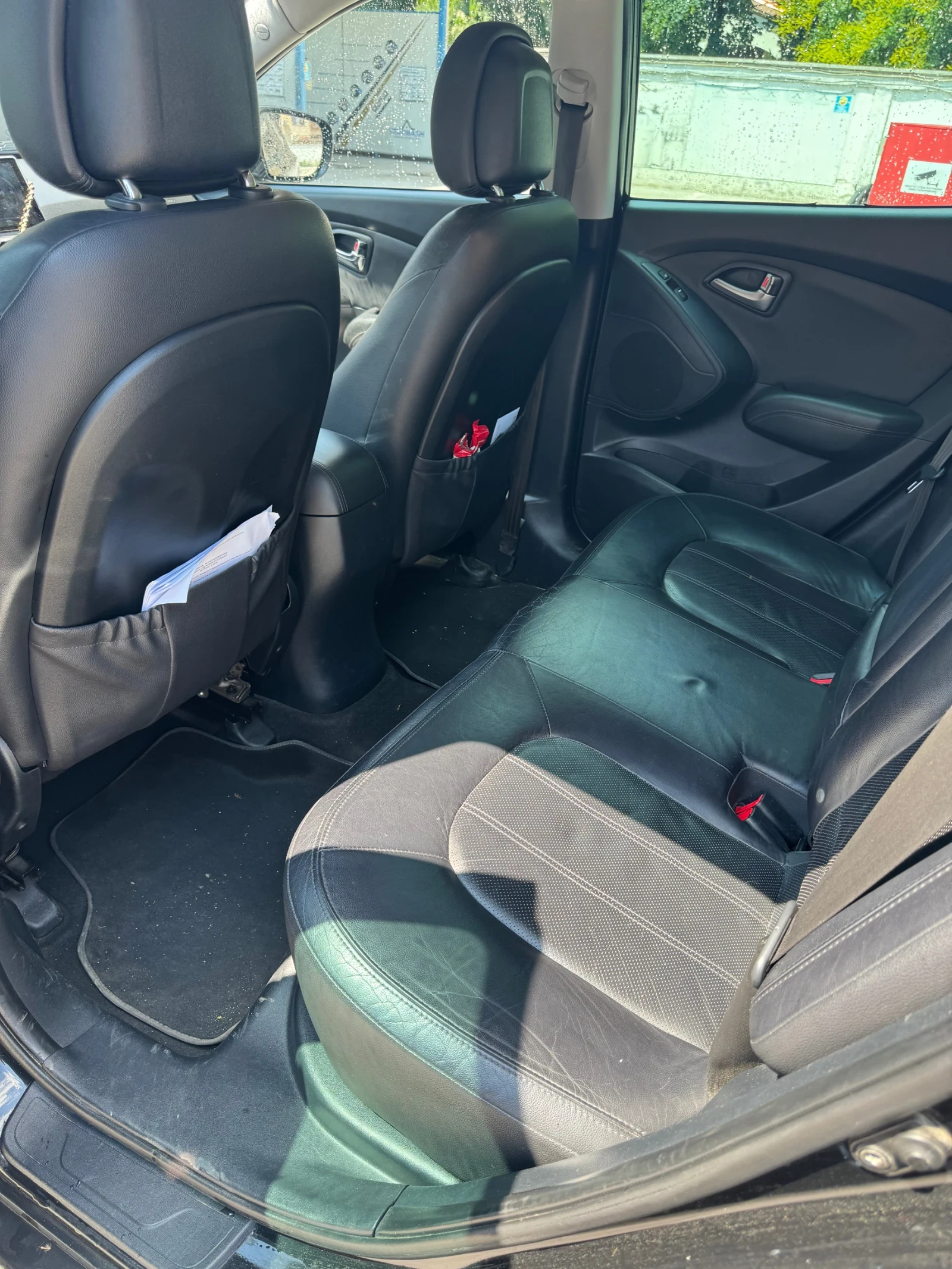 Hyundai IX35 2.0 CRDI | 4x4 | Car Play , снимка 9 - Автомобили и джипове - 54988155