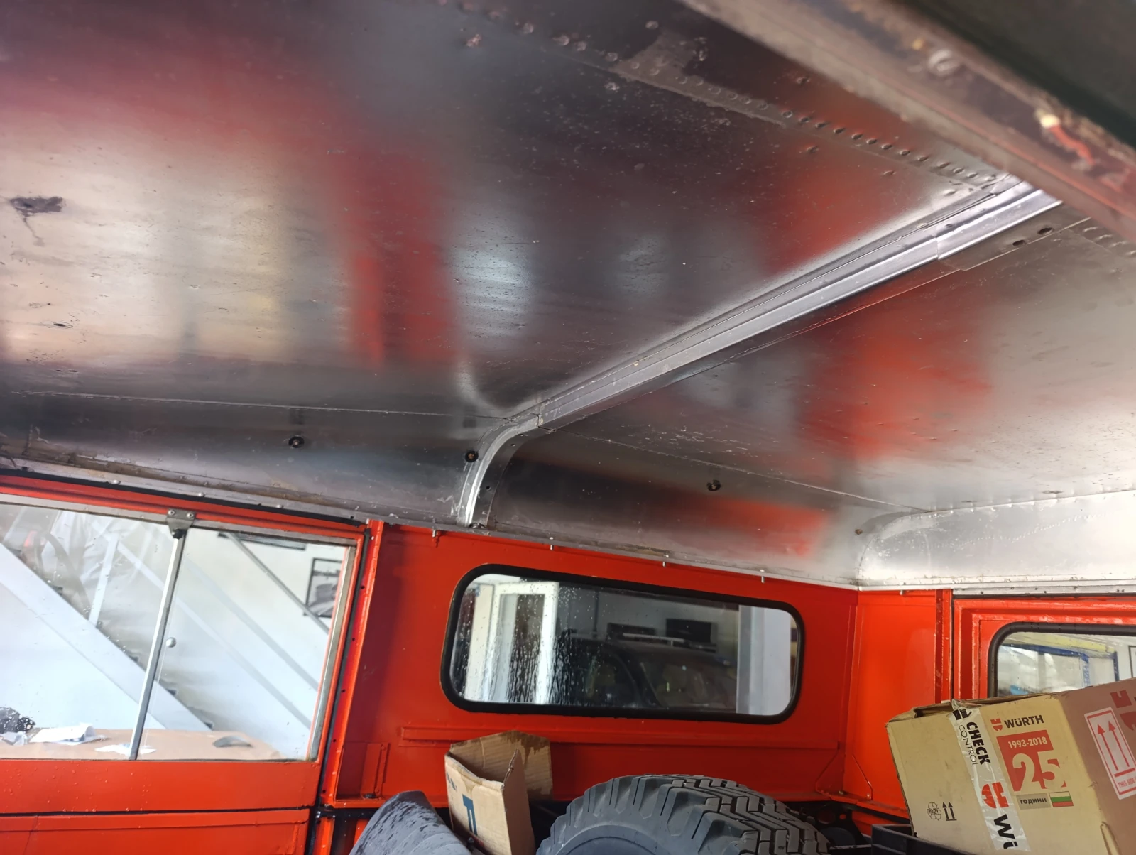 Land Rover Defender Santana Series IIA, снимка 10 - Автомобили и джипове - 55059145