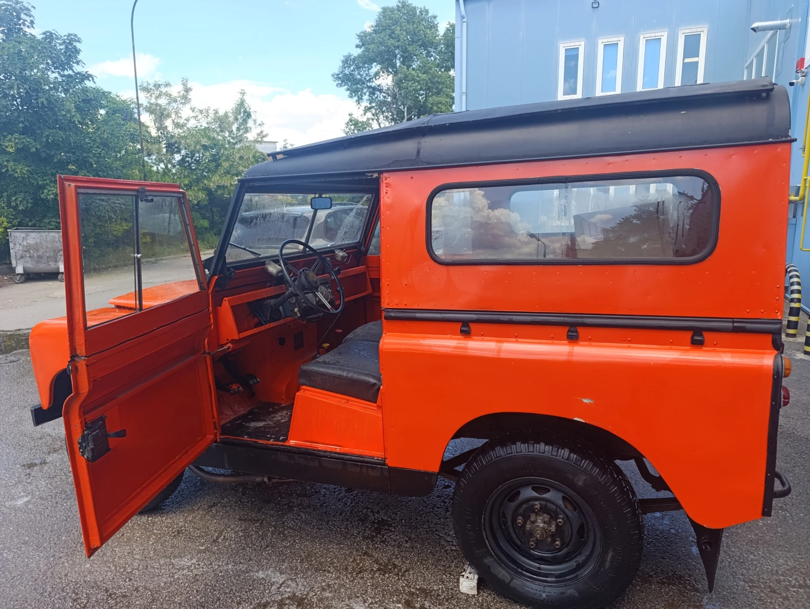 Land Rover Defender Santana Series IIA, снимка 2 - Автомобили и джипове - 55059145