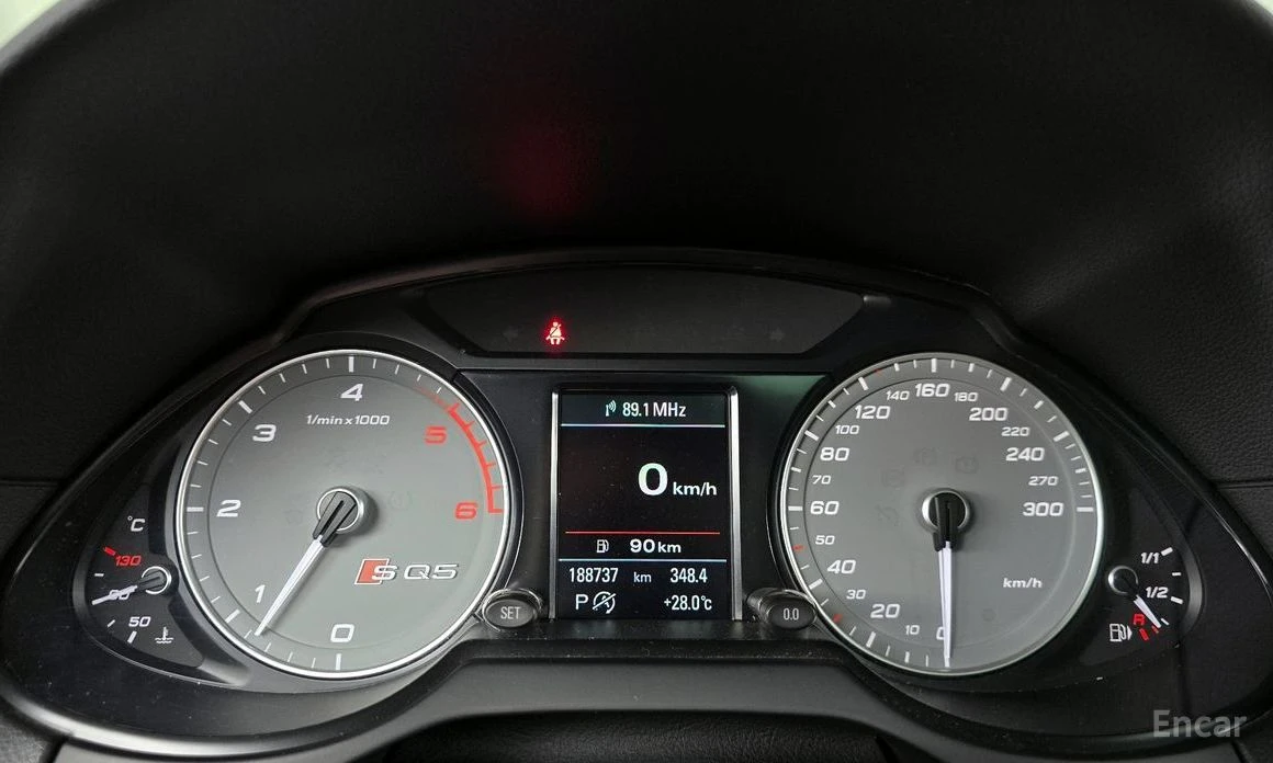 Audi SQ5, снимка 8 - Автомобили и джипове - 55163623