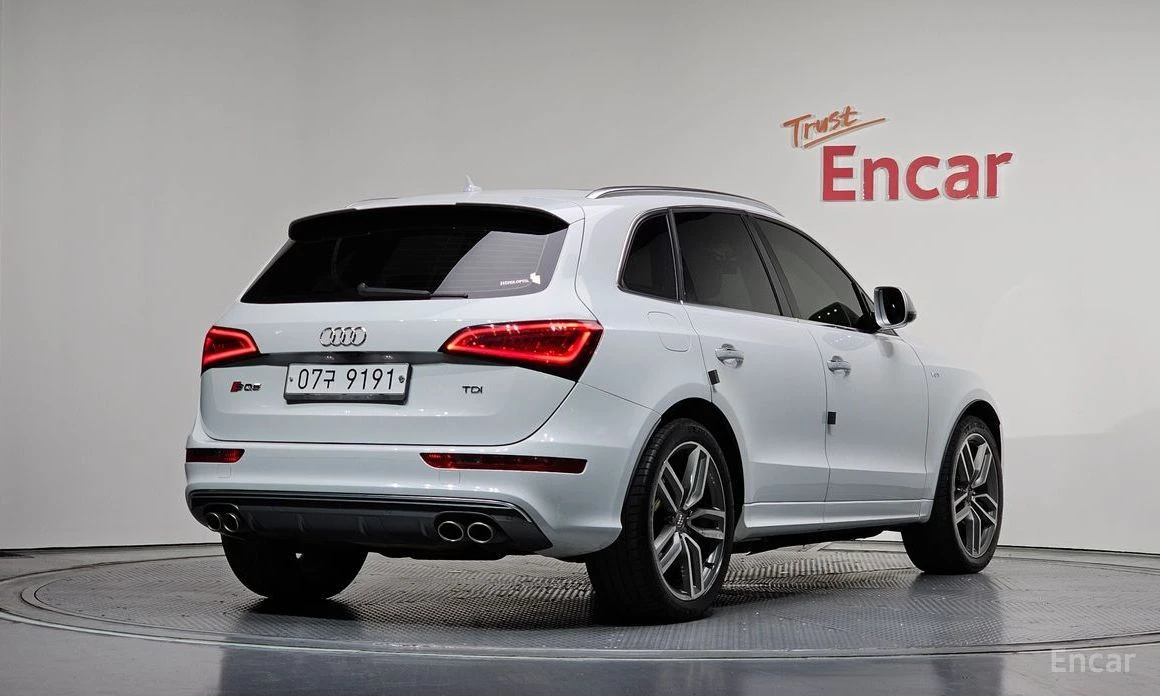 Audi SQ5, снимка 2 - Автомобили и джипове - 55163623