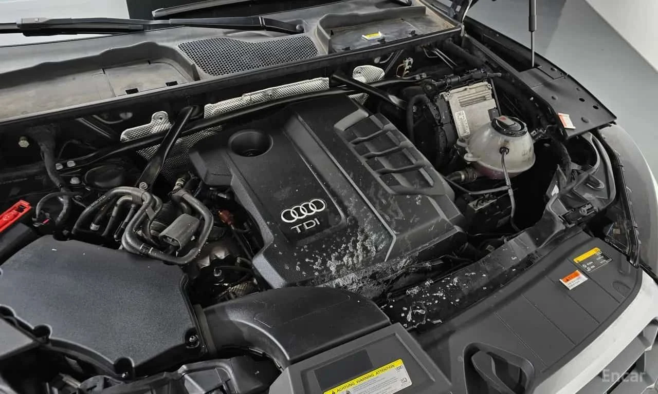 Audi Q5 * 40 TDI Quattro Premium * CARFAX * ЦЕНА ДО БГ, снимка 6 - Автомобили и джипове - 55508463