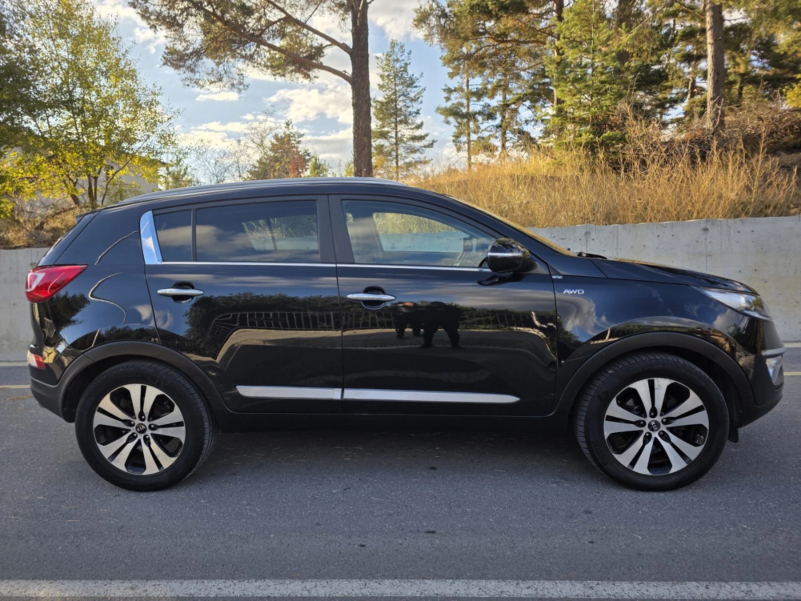 Kia Sportage, снимка 3 - Автомобили и джипове - 56247588
