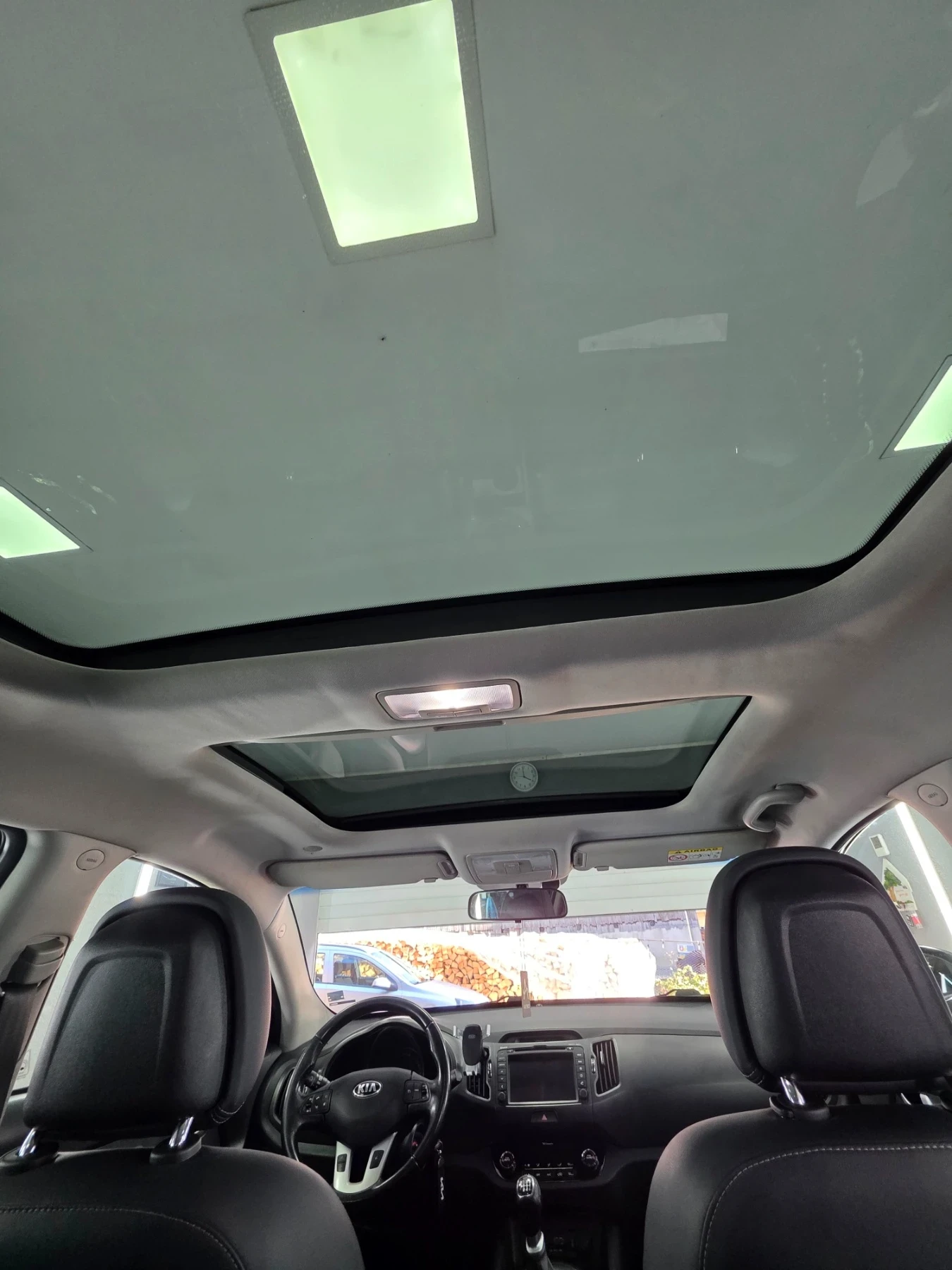Kia Sportage, снимка 16 - Автомобили и джипове - 56247588