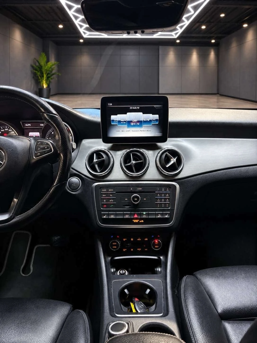 Mercedes-Benz GLA 250 4MATIC 4dr  CARFAX | Mobile.bg � ����������� 8