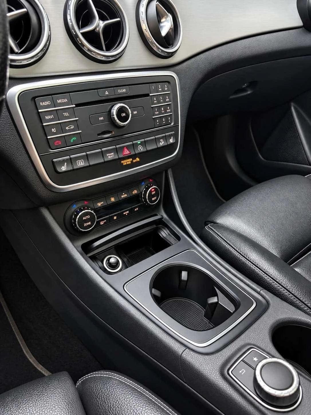 Mercedes-Benz GLA 250 4MATIC 4dr  CARFAX | Mobile.bg � ����������� 11