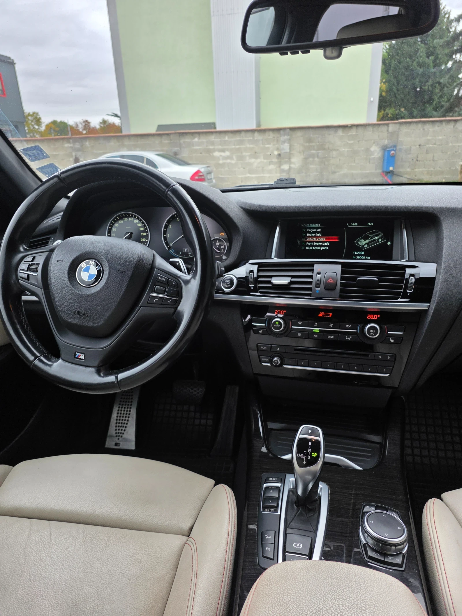 BMW X3 x Drive 28i, снимка 10 - Автомобили и джипове - 56744038