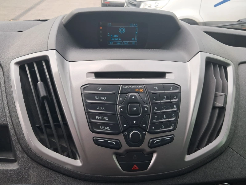 Ford Transit 2.2 Disel, снимка 16 - Бусове и автобуси - 51181419