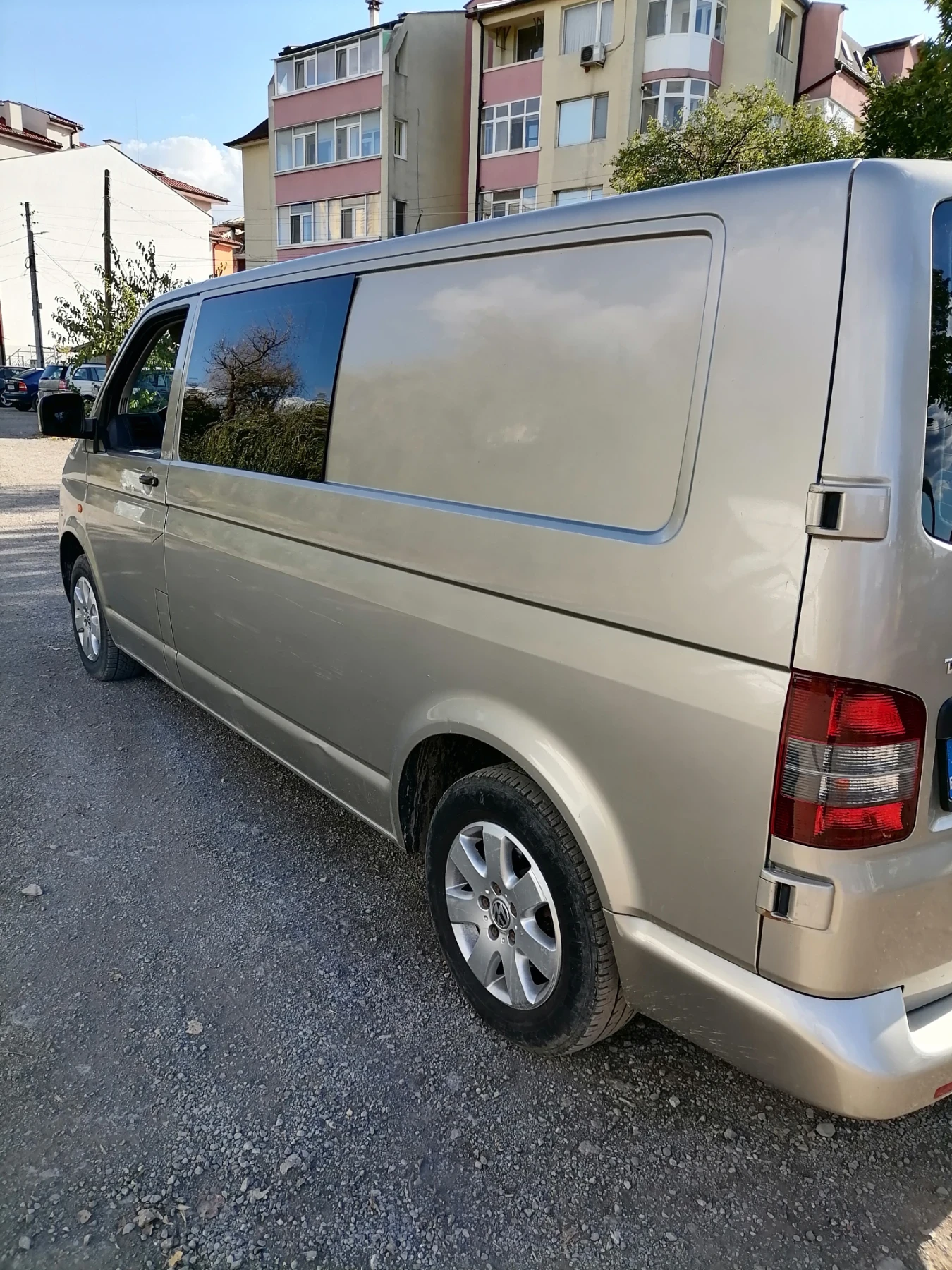 VW T5 2.5 TDI Dubbl kabin D?lga baza, снимка 12 - Бусове и автобуси - 54085803