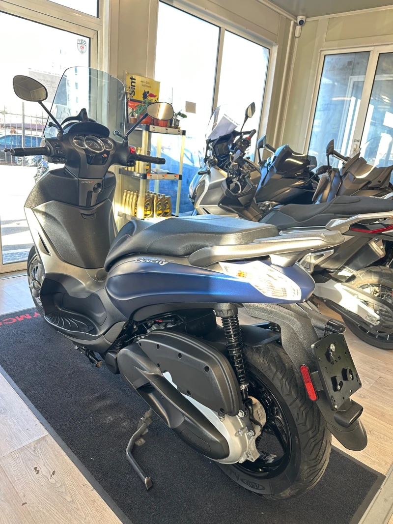 Piaggio Beverly 350S ABS/ASR/LED 2020г., снимка 10 - Мотоциклети и мототехника - 52937768
