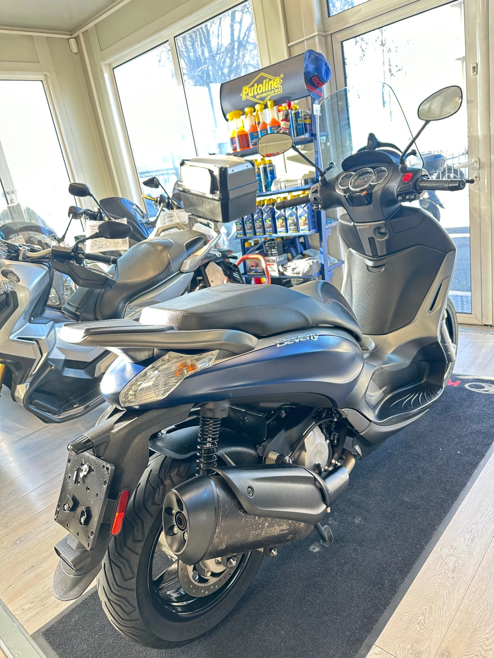 Piaggio Beverly 350S ABS/ASR/LED 2020�. | Mobile.bg � ����������� 12