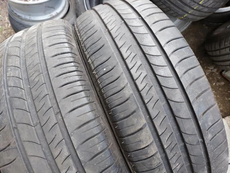 Гуми Летни 205/60R16, снимка 2 - Гуми и джанти - 36800722