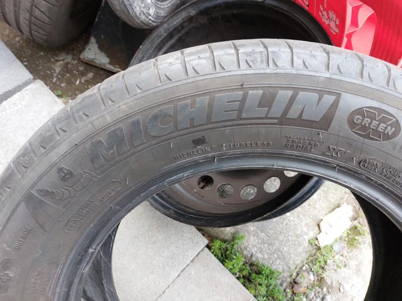 Гуми Летни 205/60R16, снимка 5 - Гуми и джанти - 36800722