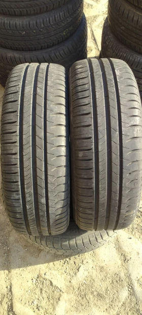 Гуми Летни 195/60R15, снимка 1 - Гуми и джанти - 49104963