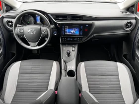 Toyota Auris Hybrid ГАРАНЦИЯ * ПЕРЛА* , снимка 7