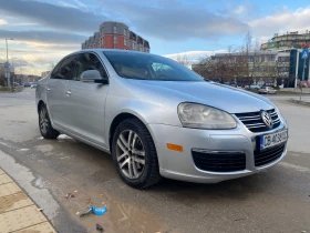 VW Jetta 2.5 FSI, снимка 1