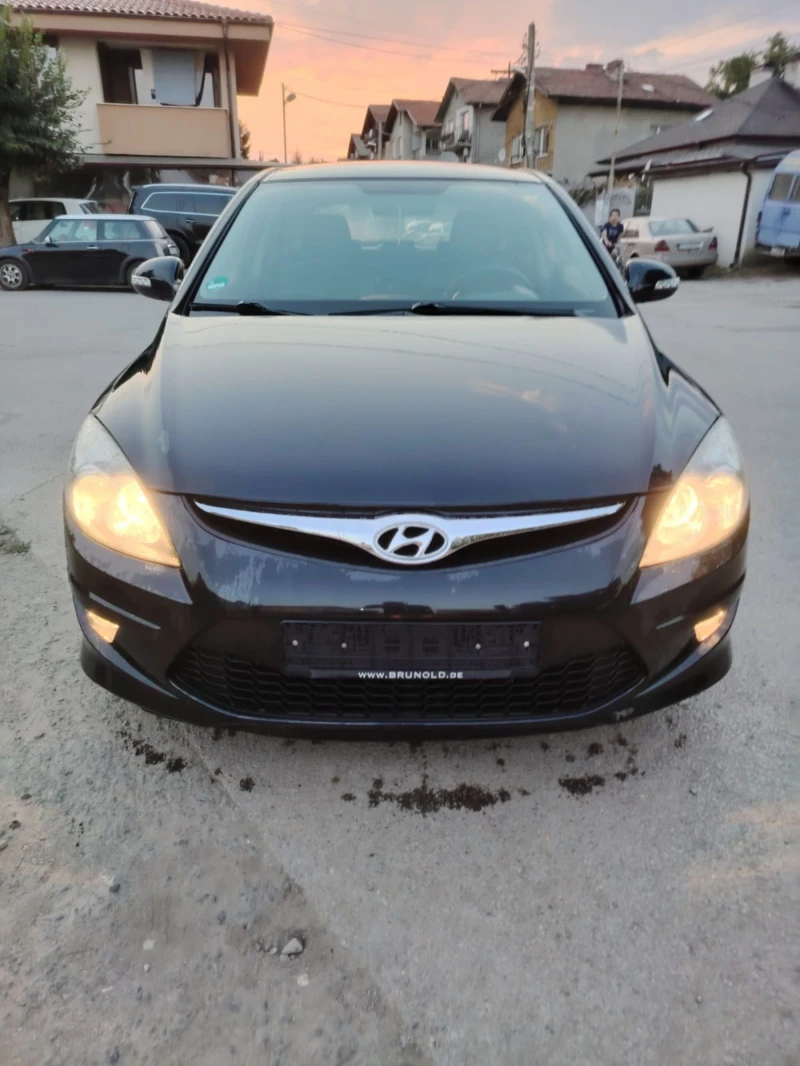 Hyundai I30, снимка 1 - Автомобили и джипове - 47600312